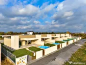 CASA TA LA MARE: PE PARTER, CU PISCINĂ PRIVATĂ! - Comision 