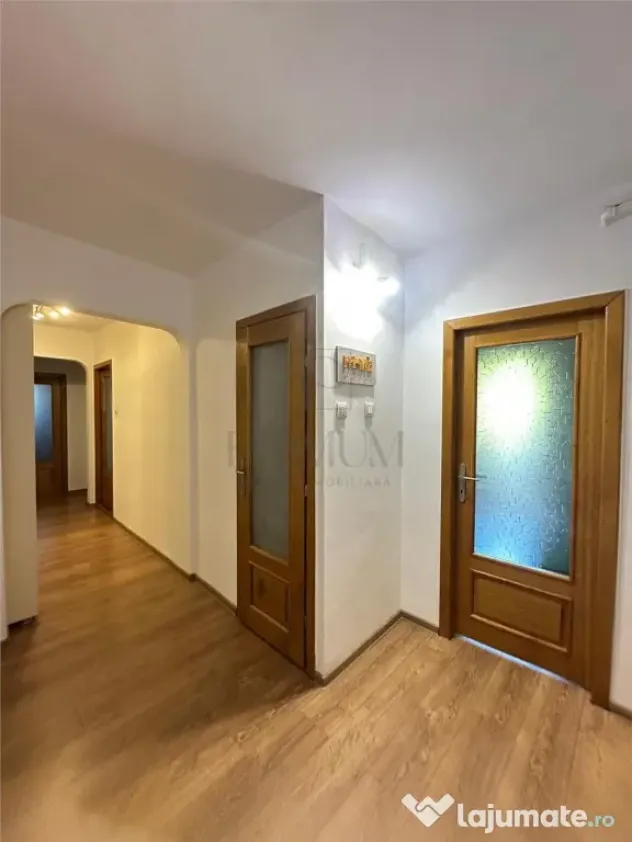 LUNEI - 3 CAMERE - 2 BAI - ETAJ 3 - CENTRALA PROPRIE - CLIMA - Timisoara (Timis)