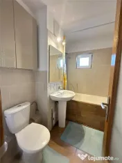 LUNEI - 3 CAMERE - 2 BAI - ETAJ 3 - CENTRALA PROPRIE - CLIMA 
