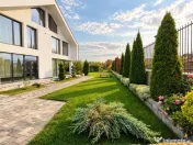 Studio nou 2026, etaj 1, parcare inclusa, acces privat, eleg 