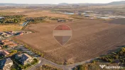 TEREN 4350 MP INTRAVILAN/ FAGARAS/ OPORTUNITATE Dezvoltare imobiliara! 