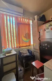 Ocazie Garsoniera etaj 5 la 8 minute de metrou 