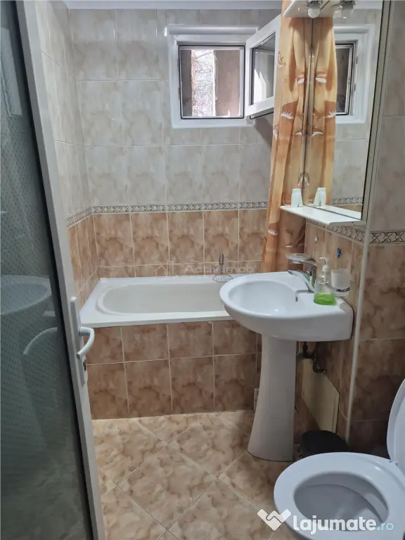 Apartment 2 camere ultracentral, cu loc de parcare, mobilat - Ploiesti (Prahova)
