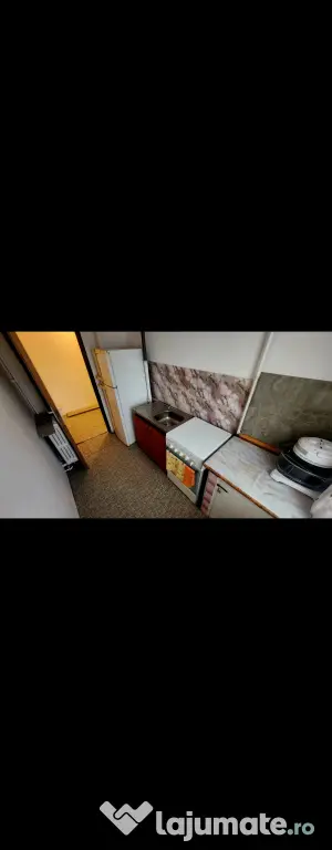 Inchiriez apartament 2 camere Astra Brașov