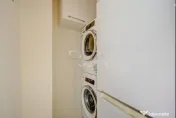 3 camere Piața Alba Iulia decomandat, an 1995, 76 mp, boxă 