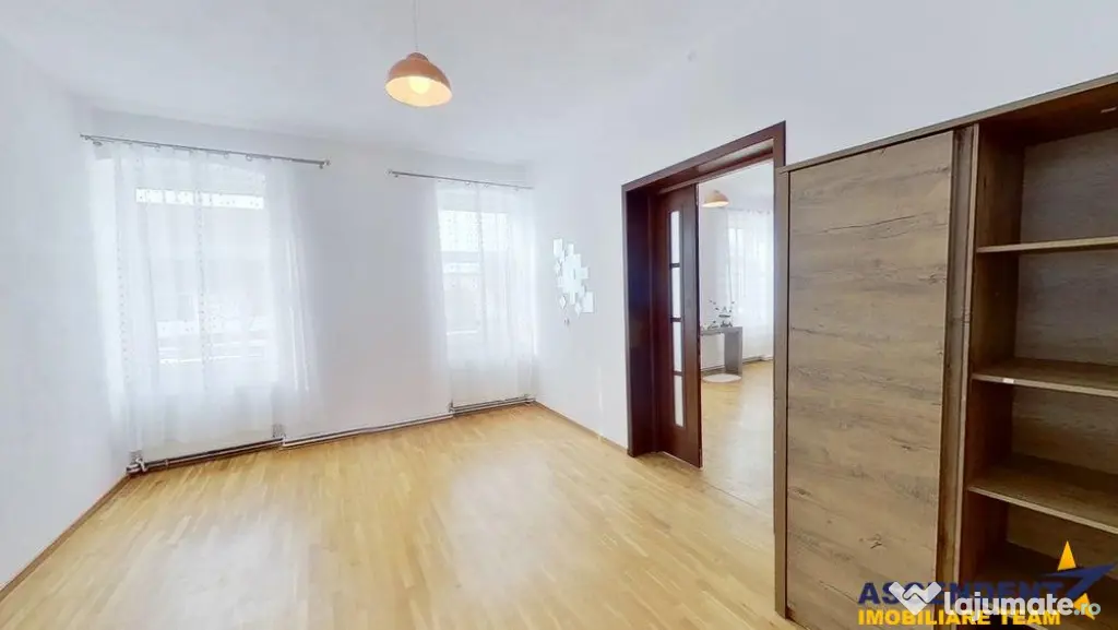 Vila pozitionare apreciabila: rezidential sediu comercial, - Brasov (Brasov)