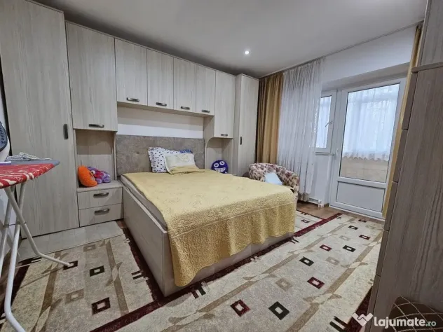Apartament 3 Camere - zona Dacia - Constanta (Constanta)