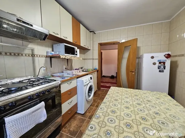 Apartament 3 Camere - zona Dacia - Constanta (Constanta)