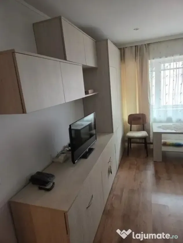 Apartament 3 Camere - zona Dacia - Constanta (Constanta)