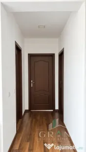 Apartament 3 camere, Terra, Floresti 
