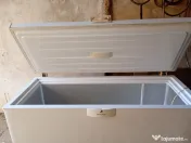 Vând congelator arctic