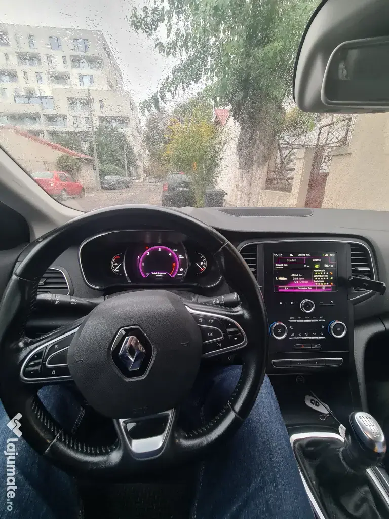 RENAULT Megane 2017 — imagine 2