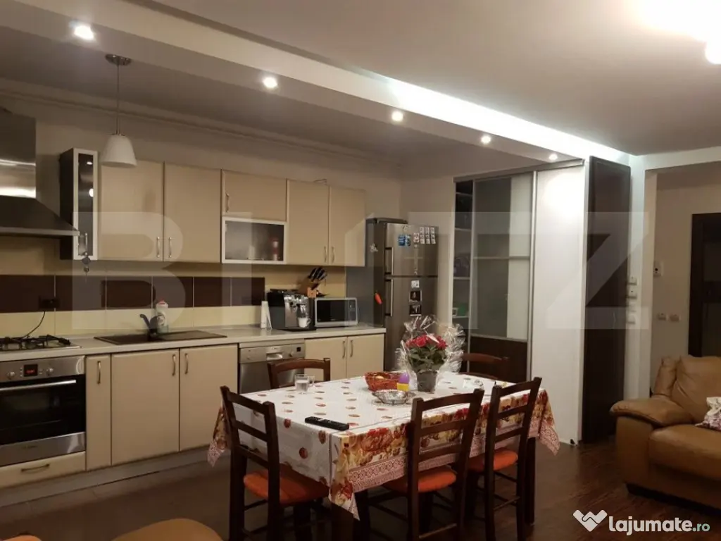 Apartament 4 camere, modern, 2 parcari, zona Carmen Silva - Cluj-Napoca (Cluj)