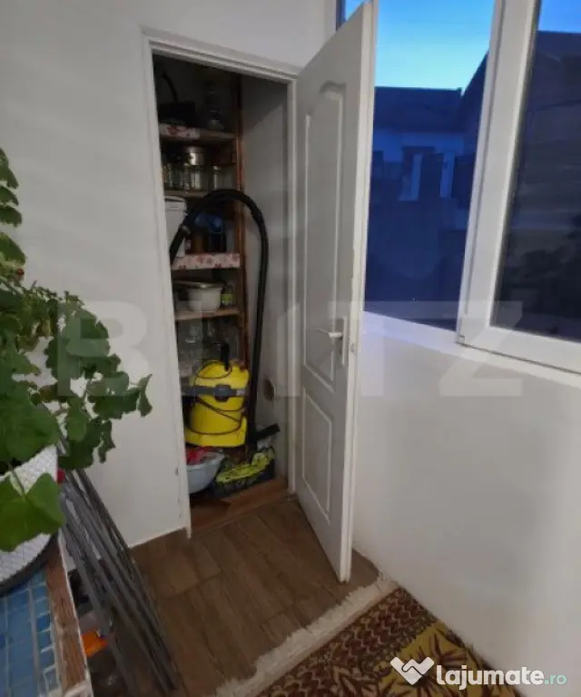 Apartament de vanzare, cu 2 camere, 50 mp, str. Tarpiului - Bistrita (Bistrita-Nasaud)