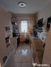 Vand apartament 3 camere, 52 mp, zona Micro 3