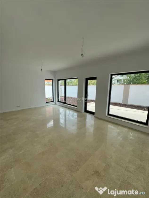 Vila de lux 4 camere Bragadiru - Bragadiru (Bucuresti-Ilfov)