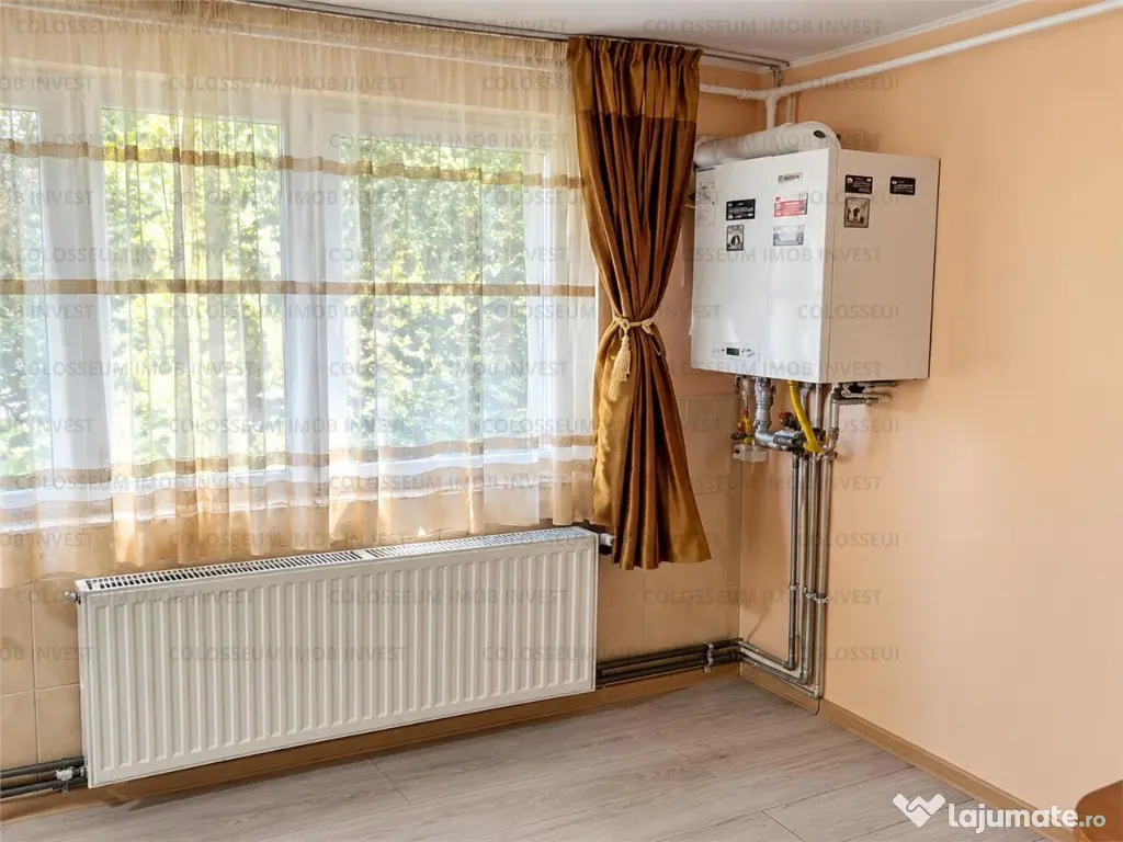 Garsoniera 23 mp | Centrala Proprie | Zona Tractorul - Brasov (Brasov)