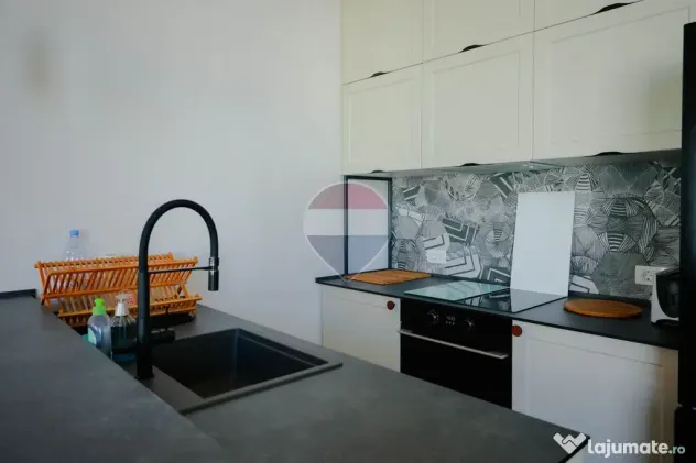 De închiriat apartament cu 4 camere, în zona Ultracentral - Oradea (Bihor)