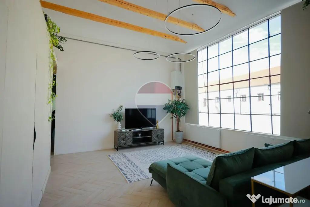 De închiriat apartament cu 4 camere, în zona Ultracentral - Oradea (Bihor)
