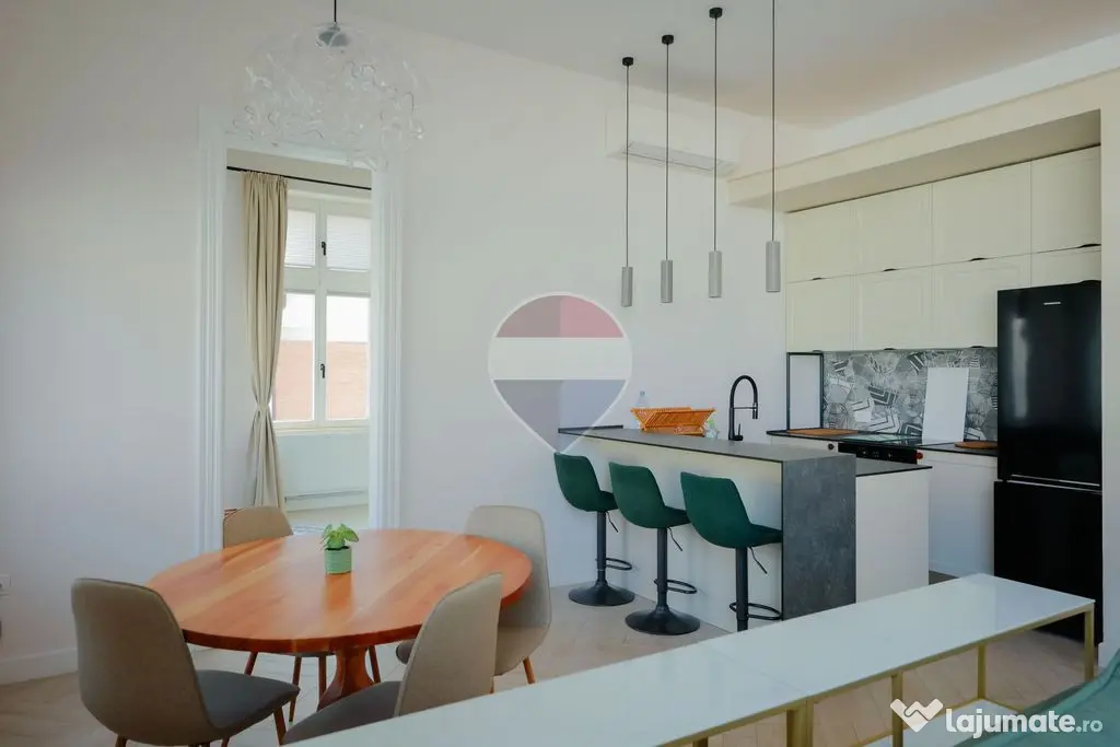 De închiriat apartament cu 4 camere, în zona Ultracentral - Oradea (Bihor)