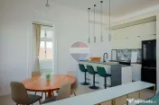 De închiriat apartament cu 4 camere, în zona Ultracentral 