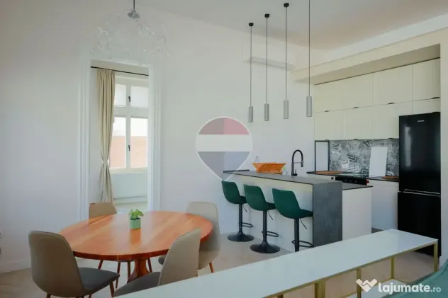 De închiriat apartament cu 4 camere, în zona Ultracentral - Oradea (Bihor)