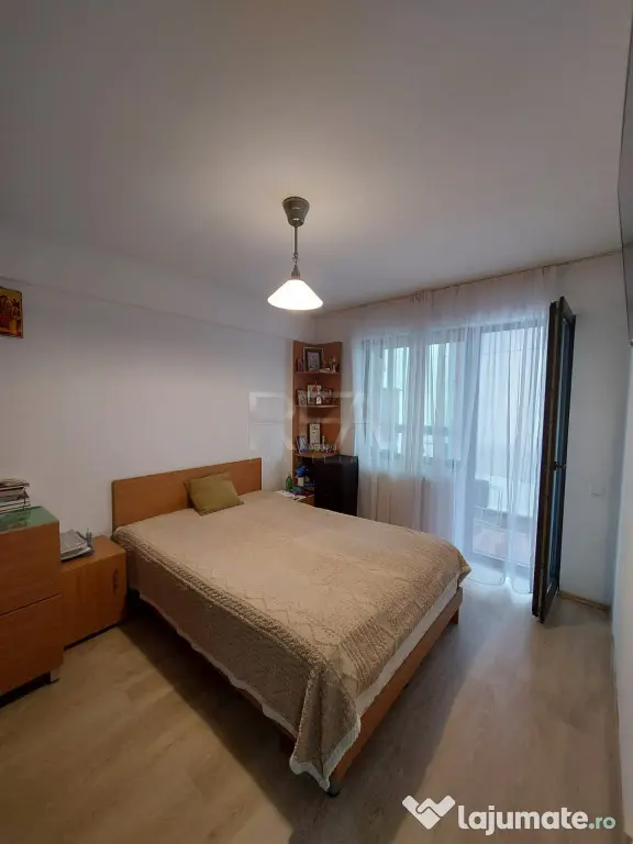 3 camere Titan decomandat, centrală, et. 5, an 2010, 73 mp - Bucuresti (Bucuresti-Ilfov)