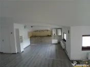 De inchiriat un spatiu de 99 mp, Central, Brasov: rezidenti