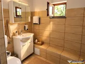 De inchiriat un spatiu de 99 mp, Central, Brasov: rezidenti