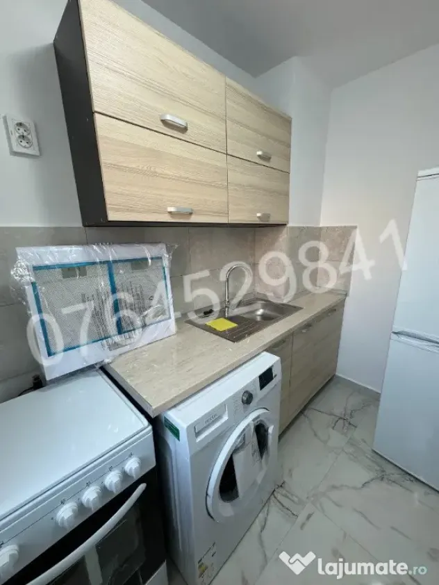 Garsonieră,Parcul Circului-Barbu Văcărescu,Str. Păstorului nr. 2 - Bucuresti (Bucuresti-Ilfov)
