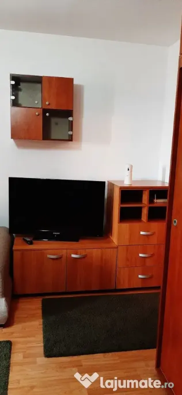 Proprietar inchiriez garsoniera sector 4- zona Aparatorii Patriei - Bucuresti (Bucuresti-Ilfov)