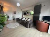 Apartament semidecomandat cu 2 camere, parcare inclusa, zon