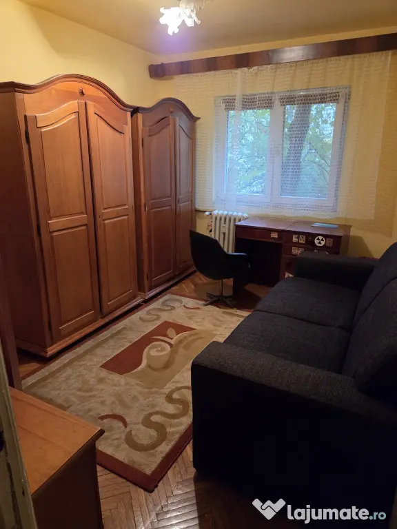 Apartament 3 camere Rogerius