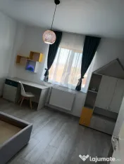 Apartament cu 3 camere în Pitești, etajul 9/12 – loc de 