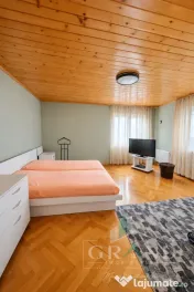 Casă individuală| 200 mp utili | 5 camere | Curte | 2 parc