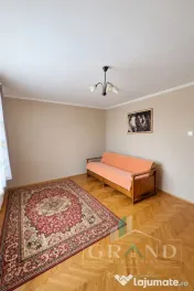 Casă individuală| 200 mp utili | 5 camere | Curte | 2 parc