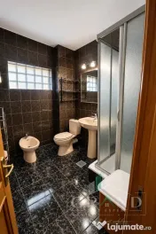 Casă individuală| 200 mp utili | 5 camere | Curte | 2 parc