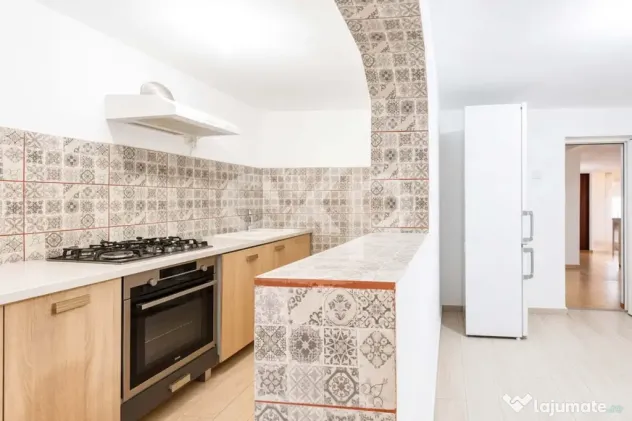 Casa spatioasa 6 camere in Pischia - Pischia (Timis)