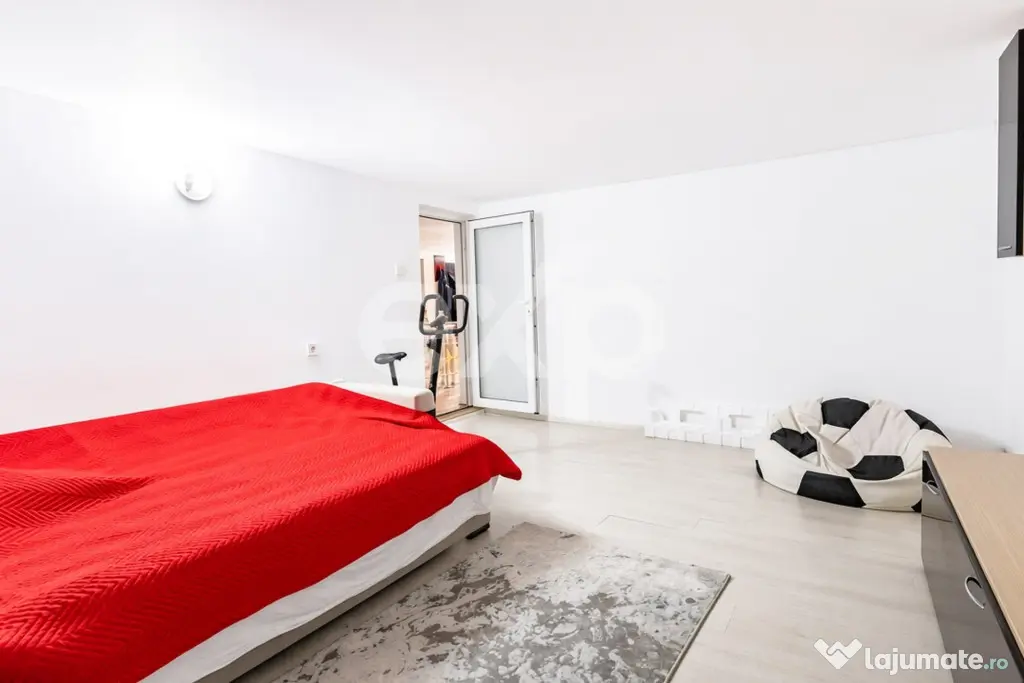 Casa spatioasa 6 camere in Pischia - Pischia (Timis)