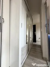 Apartament cu 1 camera, 28 mp utili, etaj 3 -Complexul Stude 