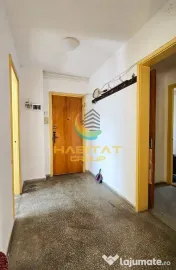 Apartament 3 camere de vanzare decomandat 66.4 mp 