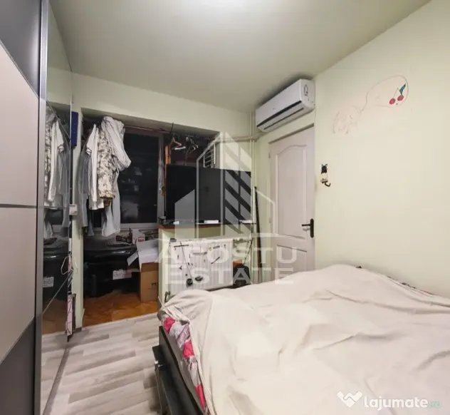 Apartament cu 3 camere, de vanzare, etaj intermediar, zona Dacia - Timisoara (Timis)