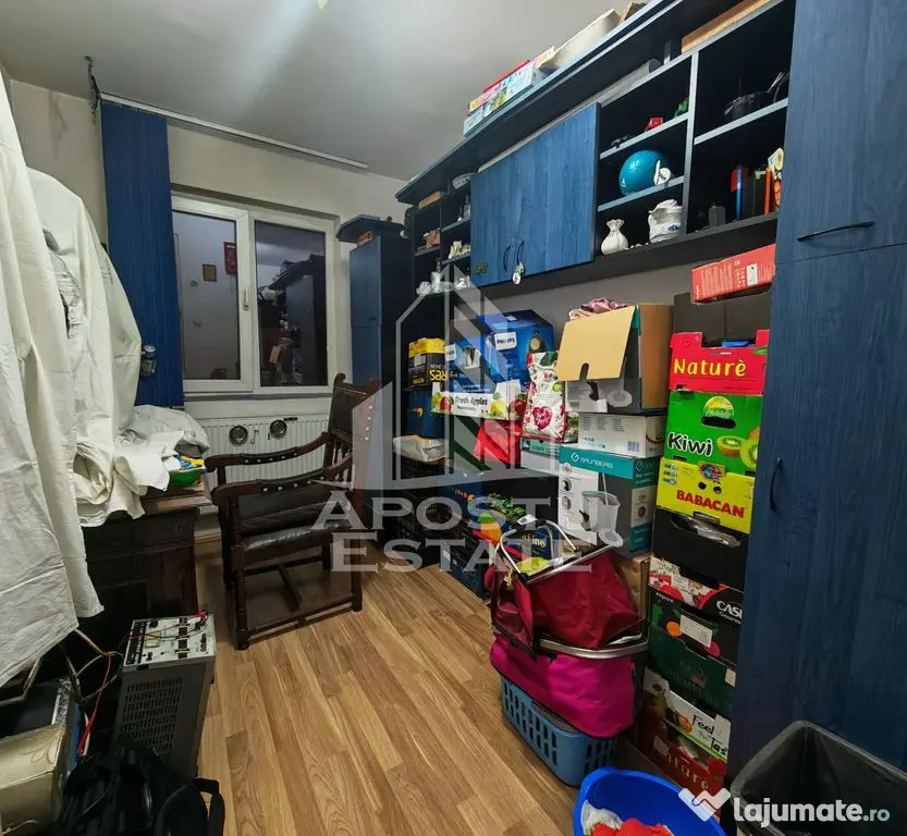 Apartament cu 3 camere, de vanzare, etaj intermediar, zona Dacia - Timisoara (Timis)