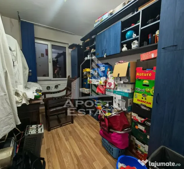 Apartament cu 3 camere, de vanzare, etaj intermediar, zona Dacia - Timisoara (Timis)