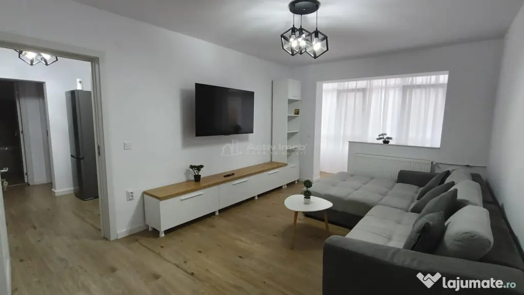 Apartament cu 3 camere -Bulevardul Republicii - Ploiesti (Prahova)