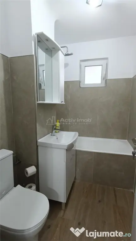 Apartament cu 3 camere -Bulevardul Republicii - Ploiesti (Prahova)