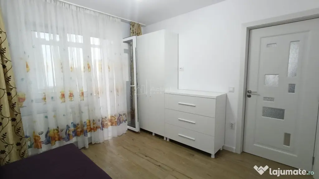 Apartament cu 3 camere -Bulevardul Republicii - Ploiesti (Prahova)