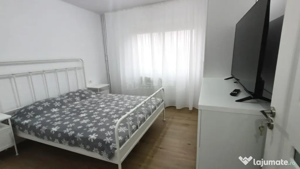 Apartament cu 3 camere -Bulevardul Republicii - Ploiesti (Prahova)