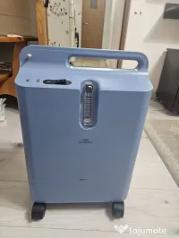 Concentrator de oxigen Philips Respironics, 5 L (Folosit 5 zile) 