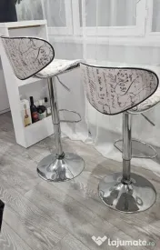 2 scaune de bar Mobexpert